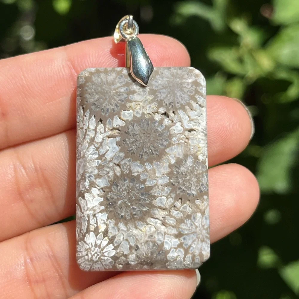 Sterling silver 925 stamped grey rectangular fossilized coral pendant‎ 0918